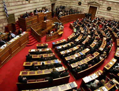 Σήμερα η συνεδρίαση της Επιτροπής για την αναδοχή παιδιών από ομόφυλα ζευγάρια